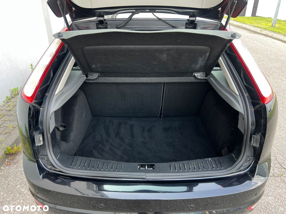 Ford Focus 1.6 TDCi DPF Sport - 20