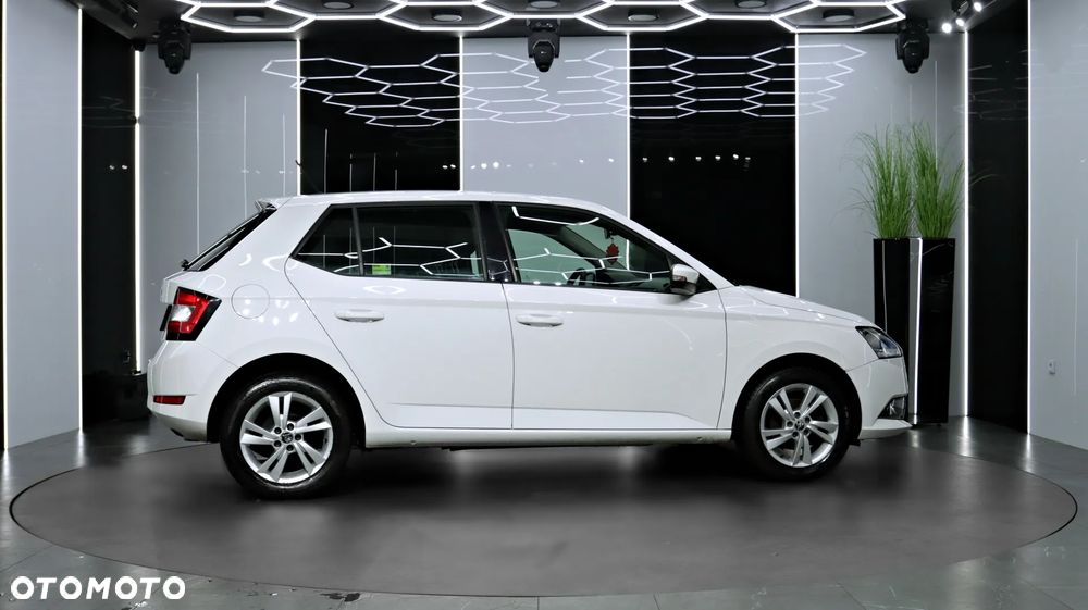 Skoda Fabia 1.0 Ambition - 11