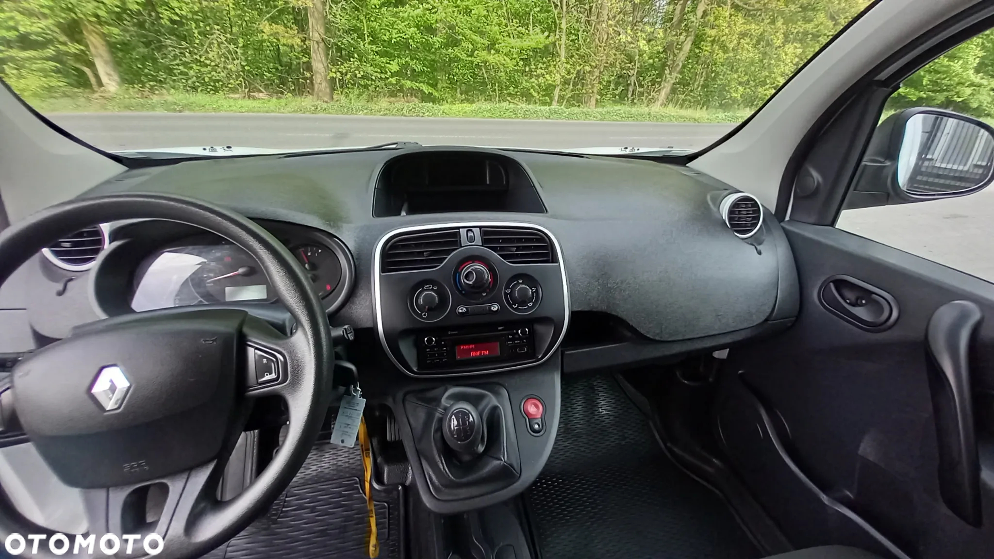 Renault KANGOO - 19