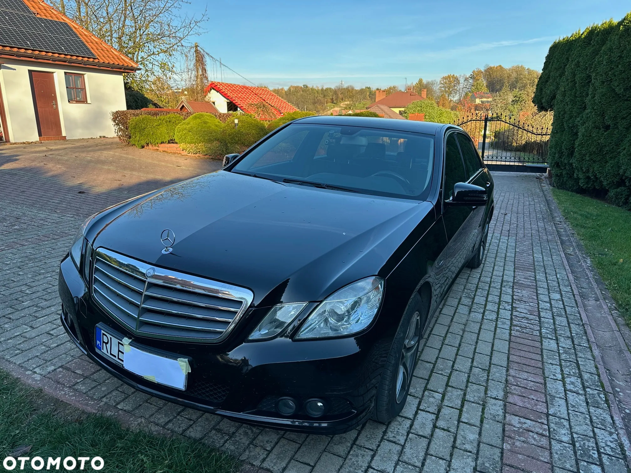Mercedes-Benz Klasa E 200 CGI BlueEFFICIENCY Automatik - 12
