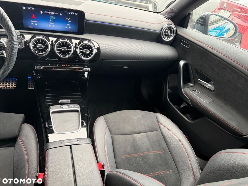 Mercedes-Benz CLA 200 mHEV AMG Line 7G-DCT - 18