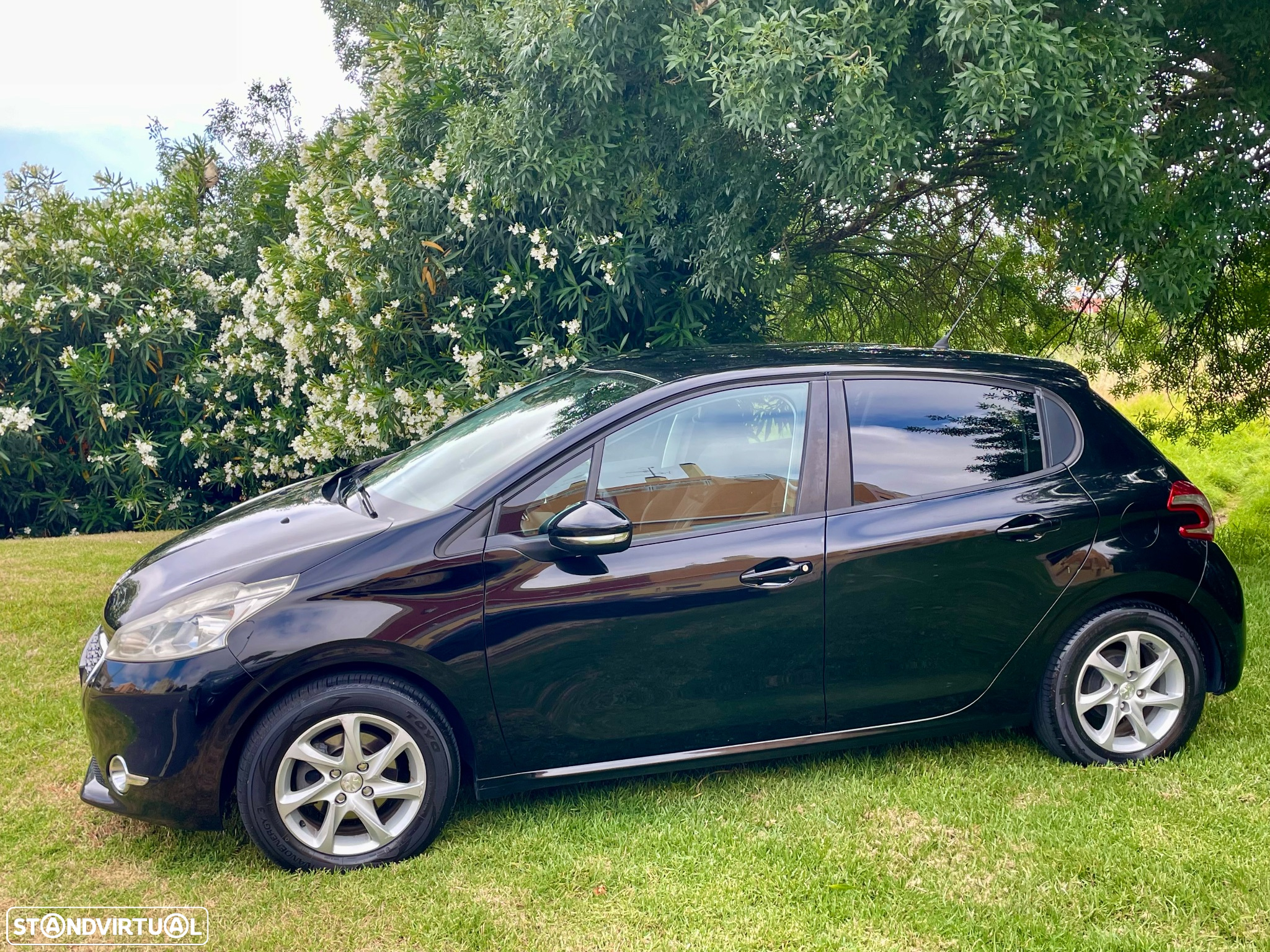 Peugeot 208 1.2 PureTech Access - 9
