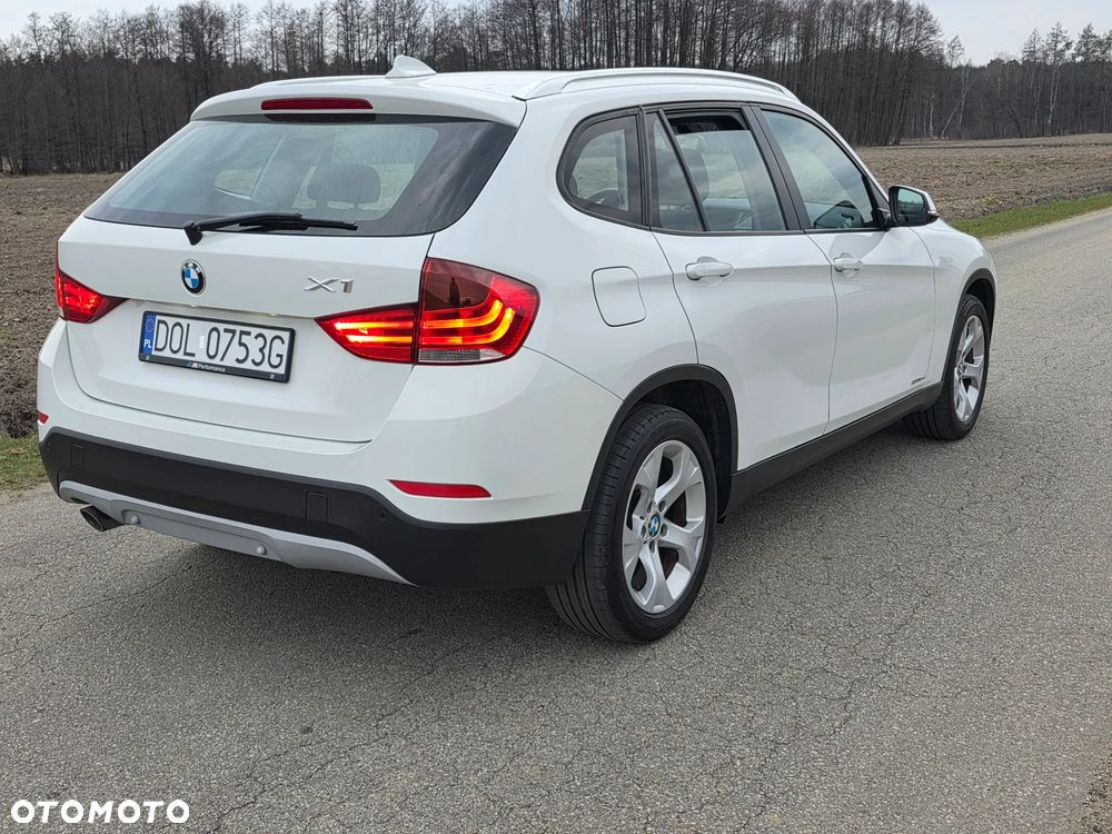 BMW X1 sDrive18d xLine - 14