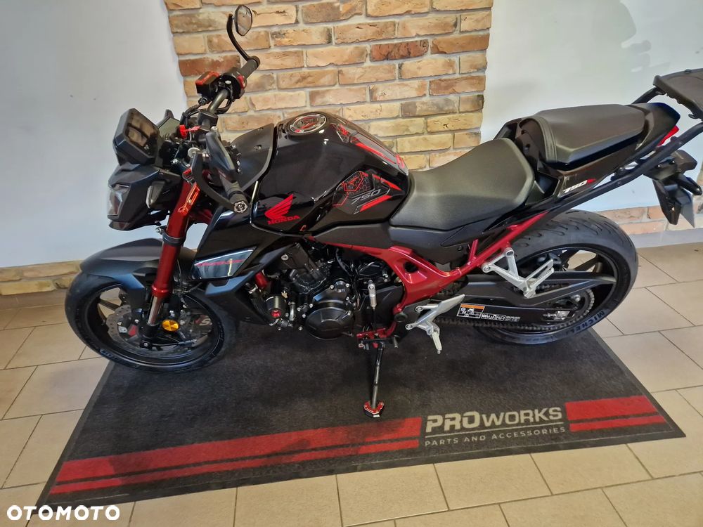 Honda Hornet - 3