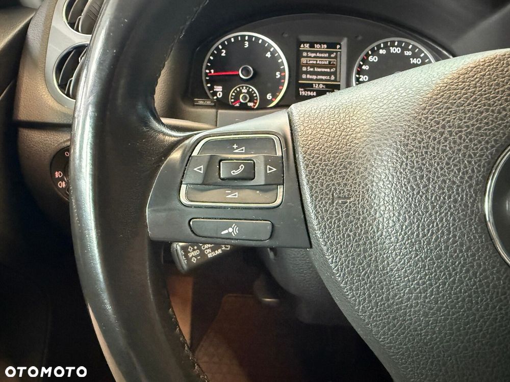 Volkswagen Tiguan - 30