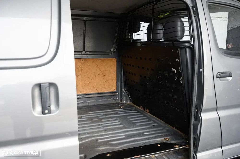 Toyota HiAce 2.4 D LXH12LG - 10