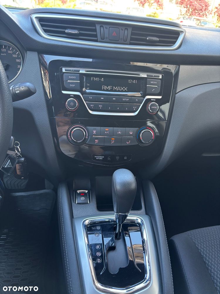 Nissan Qashqai - 10