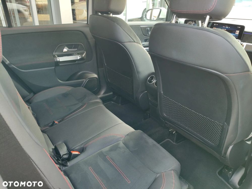 Mercedes-Benz GLB 200 d AMG Line 8G-DCT - 19