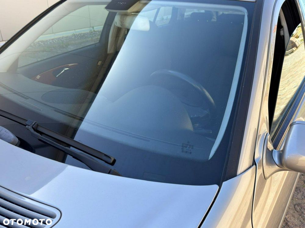 Mercedes-Benz Klasa E 220 CDI Elegance - 26