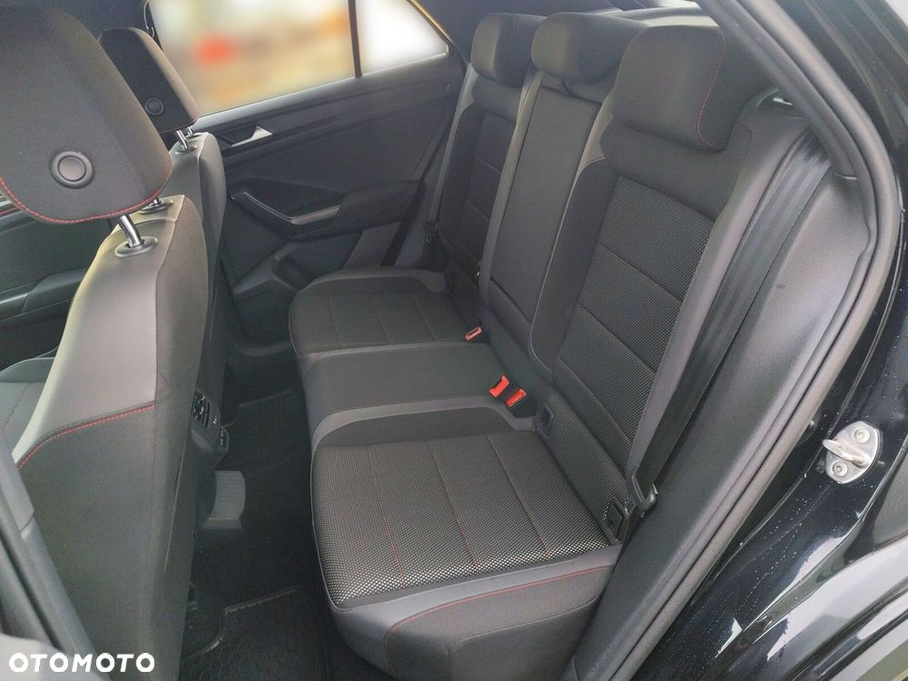 Volkswagen T-Roc 1.5 TSI ACT Premium - 12