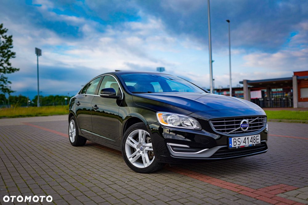 Volvo S60 - 1