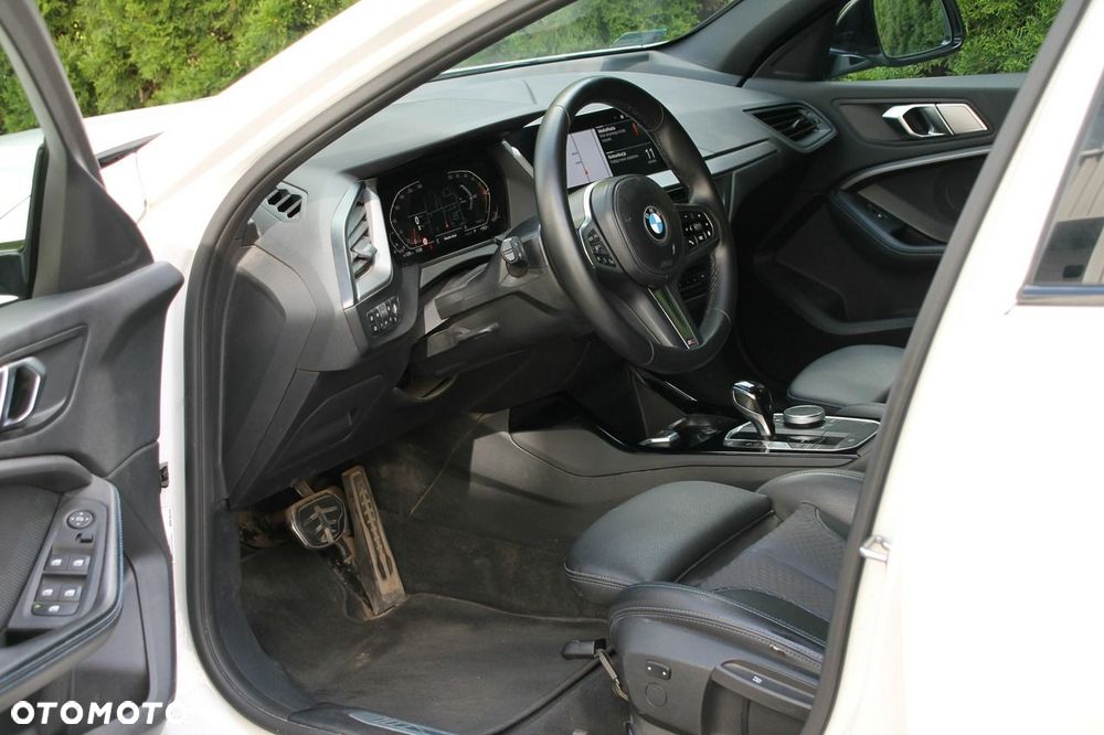 BMW Seria 1 118i M Sport - 14