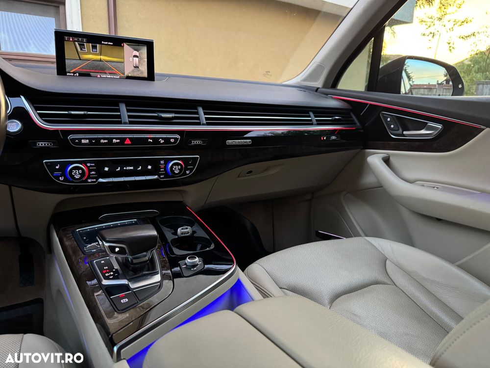 Audi Q7 - 12