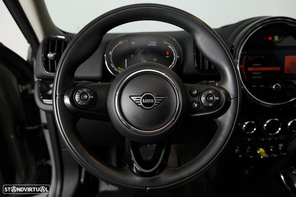 MINI Countryman Cooper SE ALL4 Auto - 13