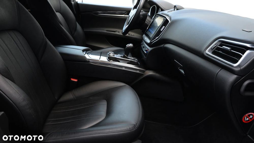 Maserati Ghibli Diesel - 35
