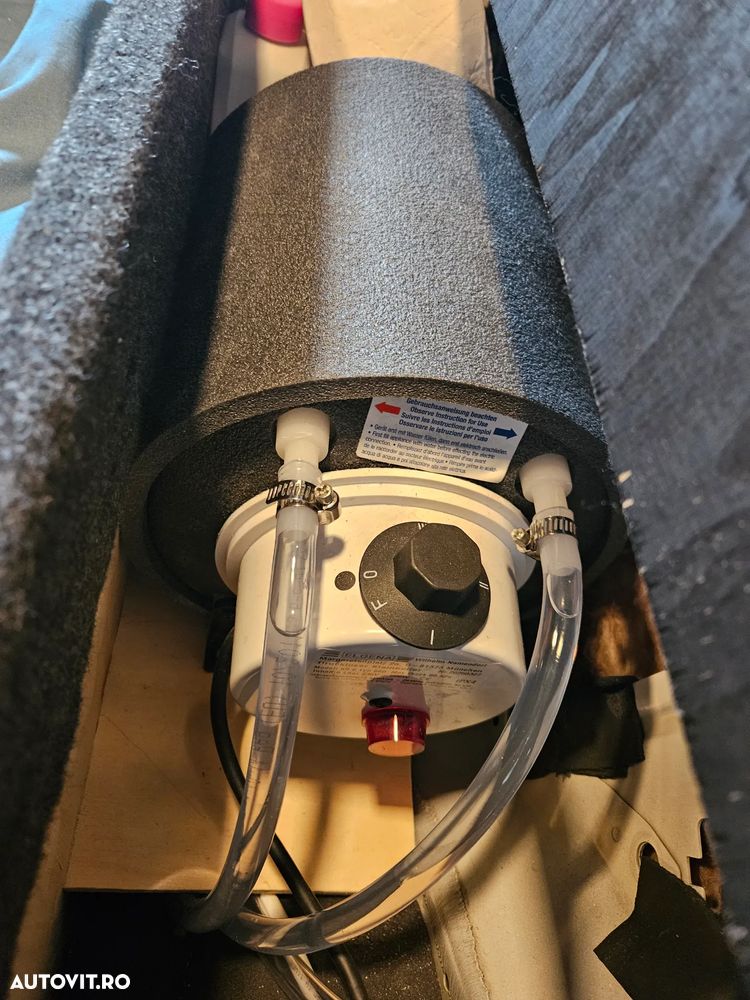 Volkswagen Caravelle - 18