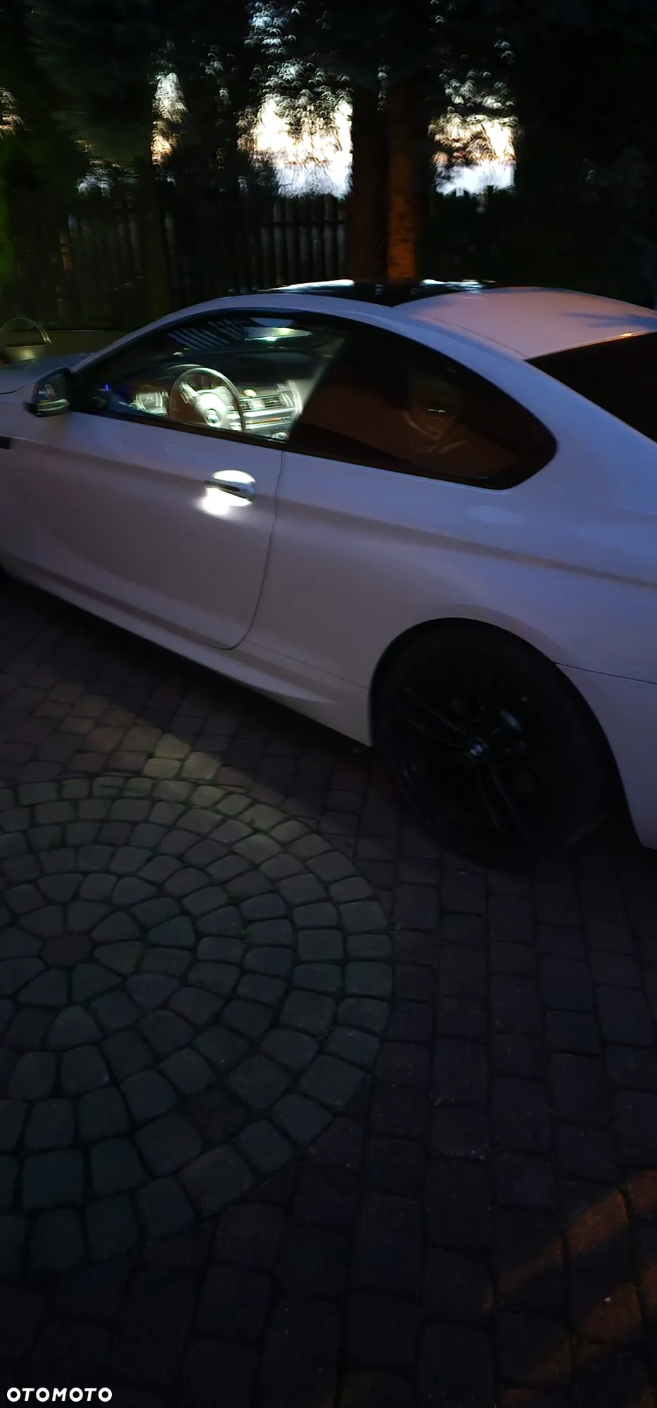 BMW Seria 6 650i - 30