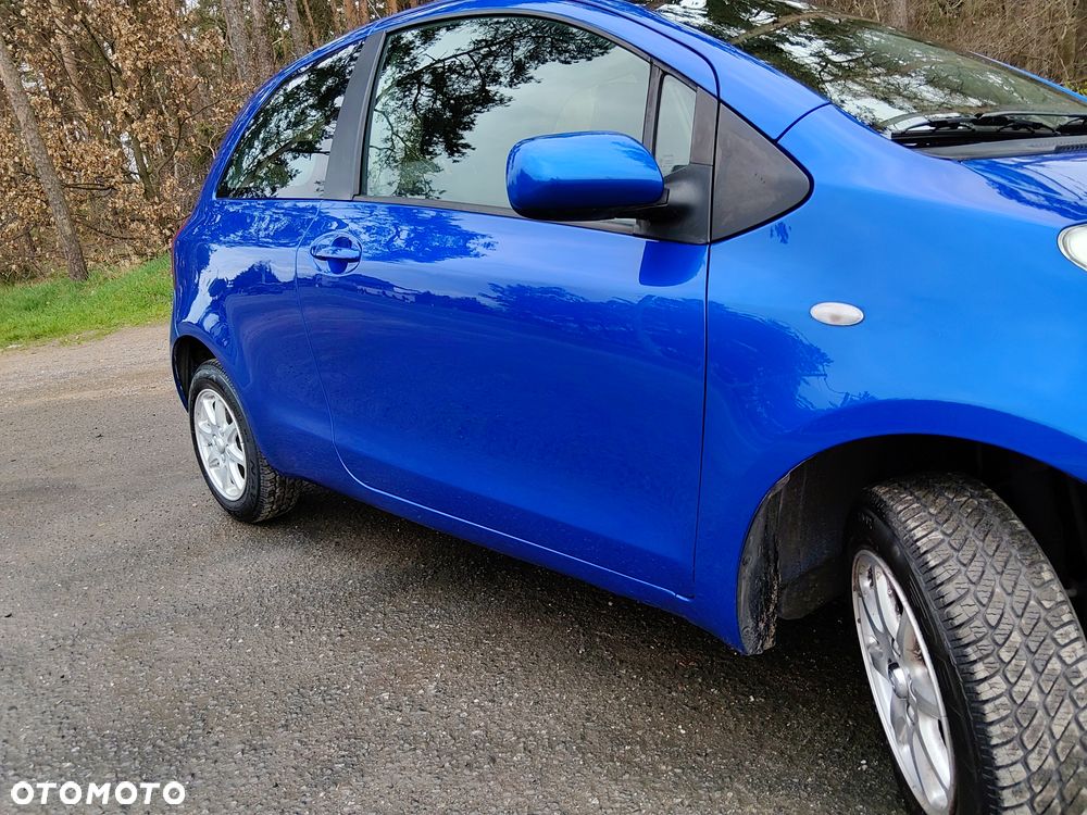 Toyota Yaris 1.0 Terra - 3