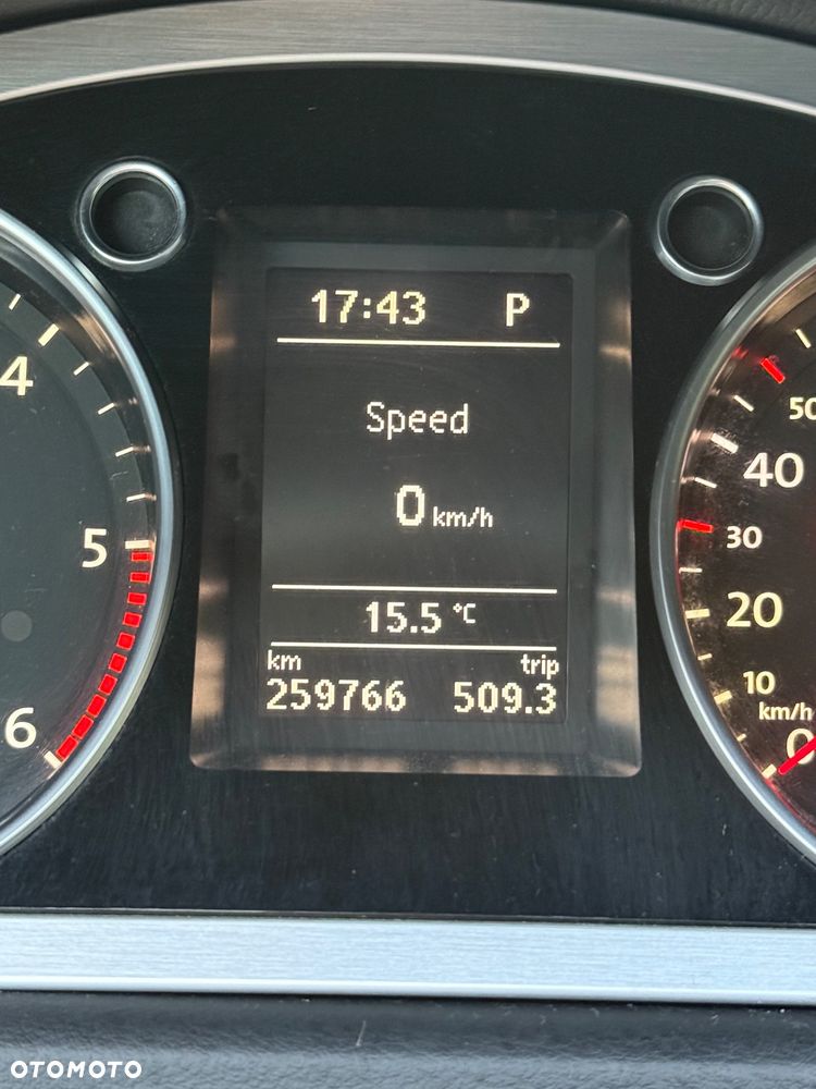 Volkswagen Passat CC 2.0 TDI DSG Exclusive - 22