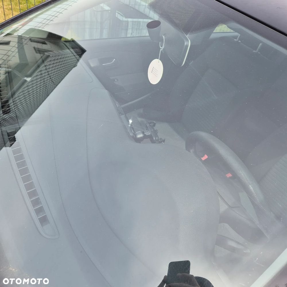 Volkswagen Polo 1.4 16V Comfortline - 10