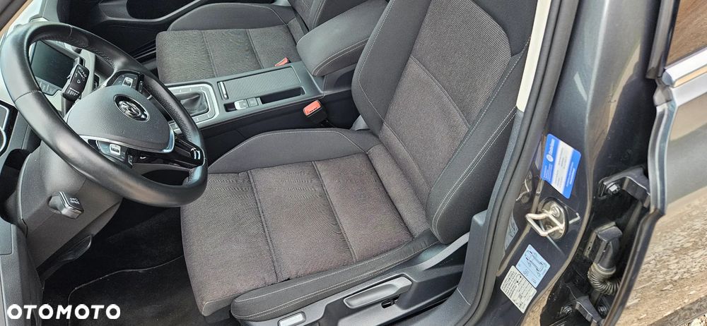Volkswagen Passat Variant 2.0 TDI BMT Comfortline - 13