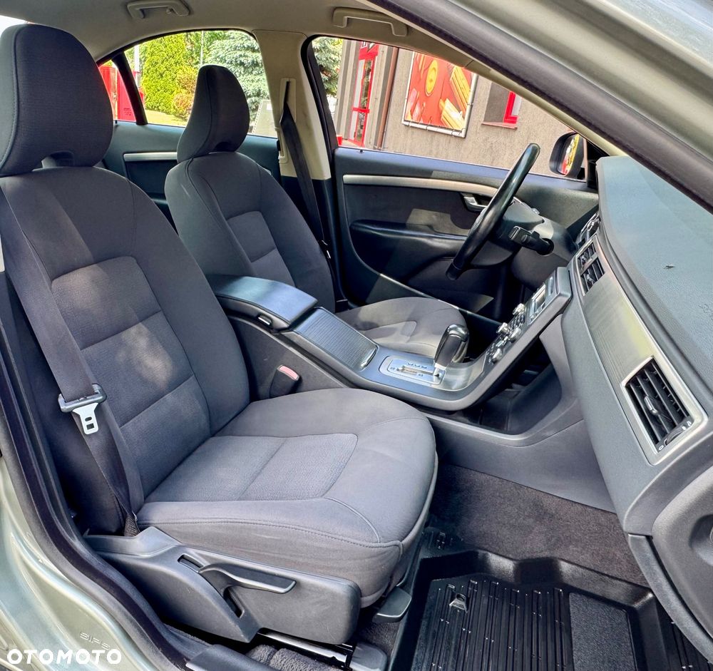 Volvo S80 2.5T Momentum - 12