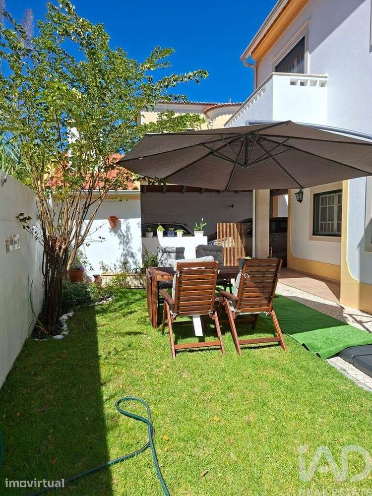 Casa / Villa T5 em Caldas da Rainha - Santo Onofre e Serra do Bouro de - Grande imagem: 3/21