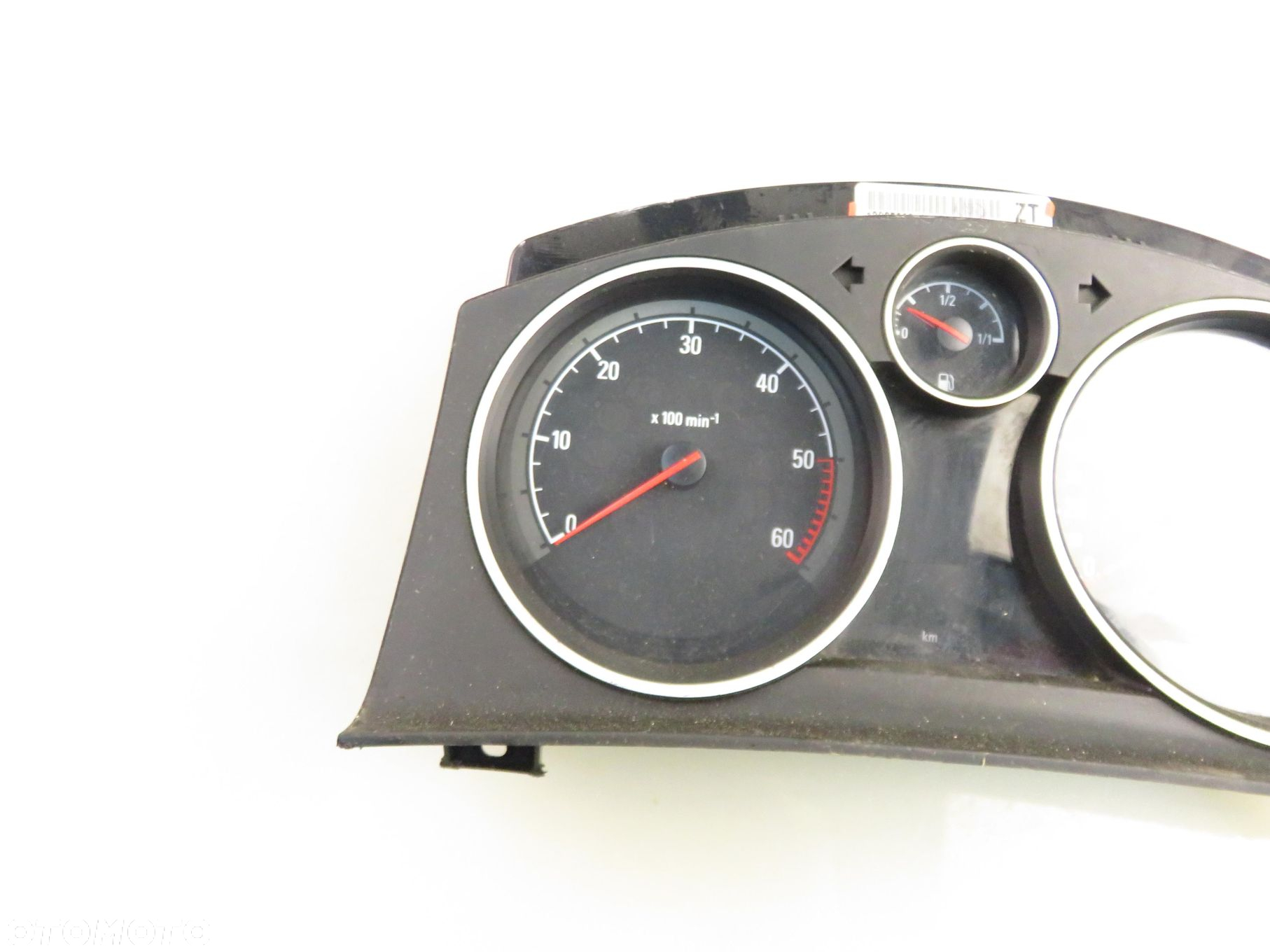 LICZNIK OPEL ZAFIRA B (A05) 1.9 CDTI 8V 120 - Z 19 DT 13225980ZT - 2