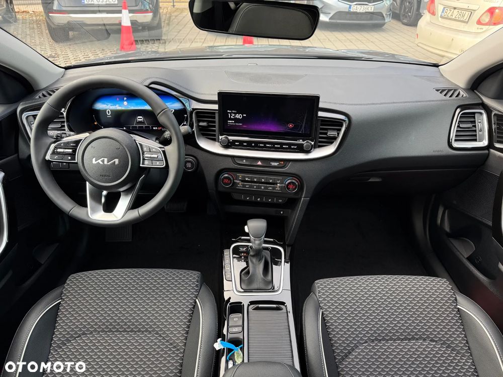Kia XCeed 1.5 T-GDI Business Line DCT - 20