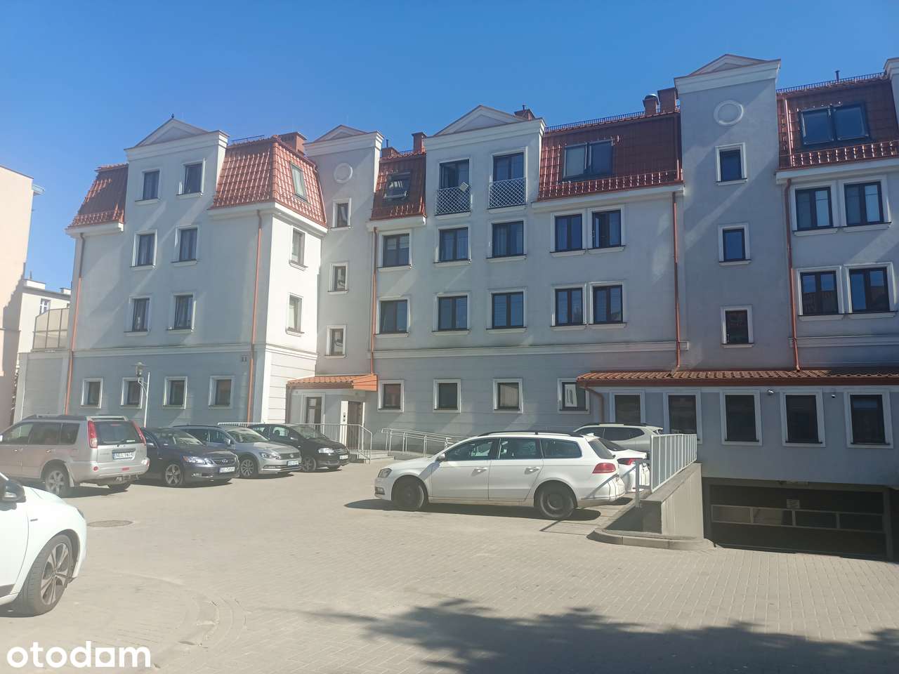 Dwupokojowe mieszkanie z balkonem i garażem