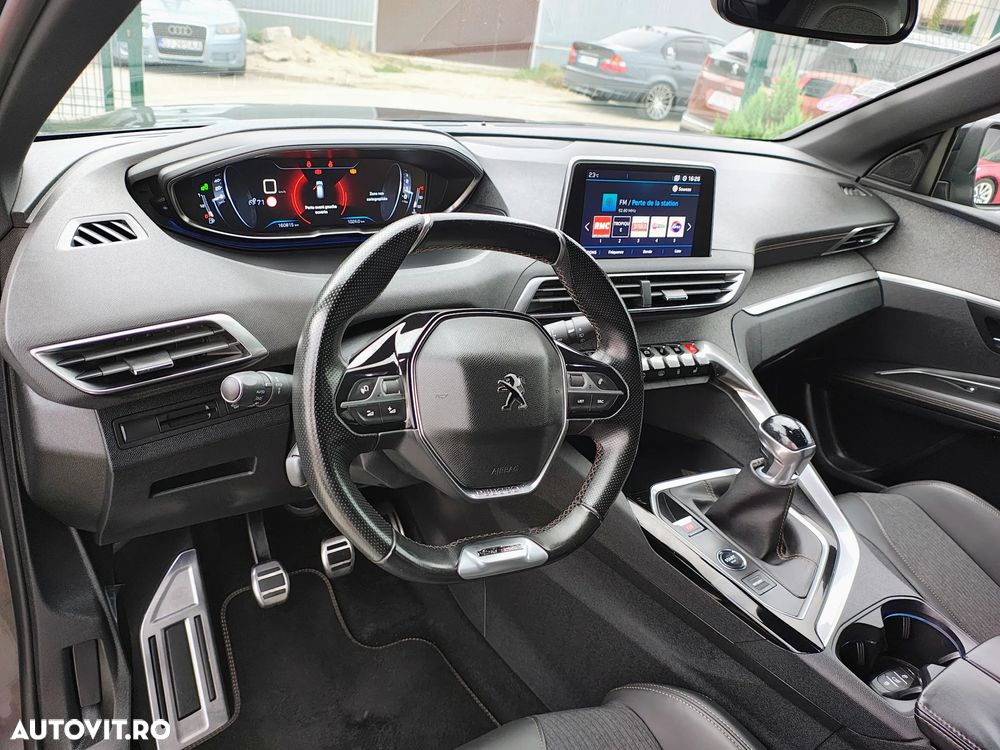 Peugeot 3008 1.2 PureTech Turbo S&S GT-Line - 23