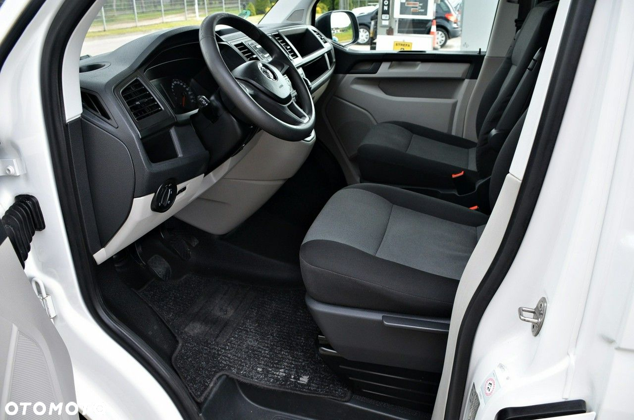 Volkswagen Transporter - 14