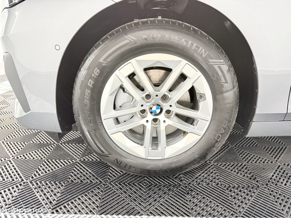 BMW 218 Active Tourer d Auto - 24