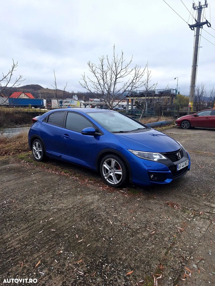 Honda Civic 1.8 i-VTEC MT Sport - 1