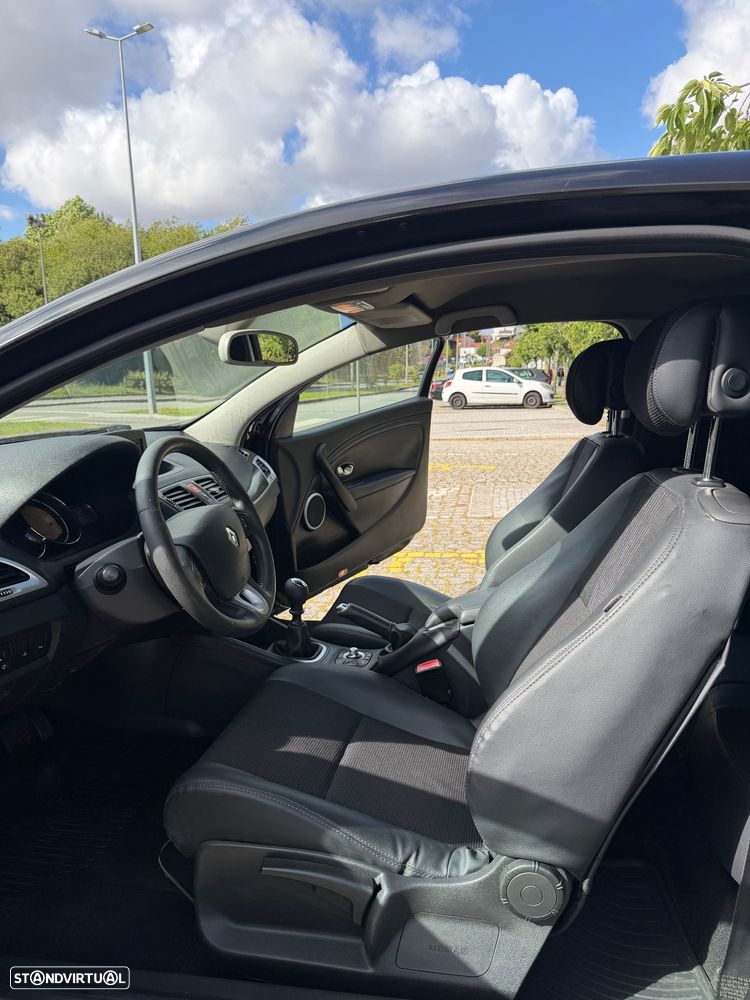 Renault Mégane Coupe 1.5 dCi Dynamique - 8