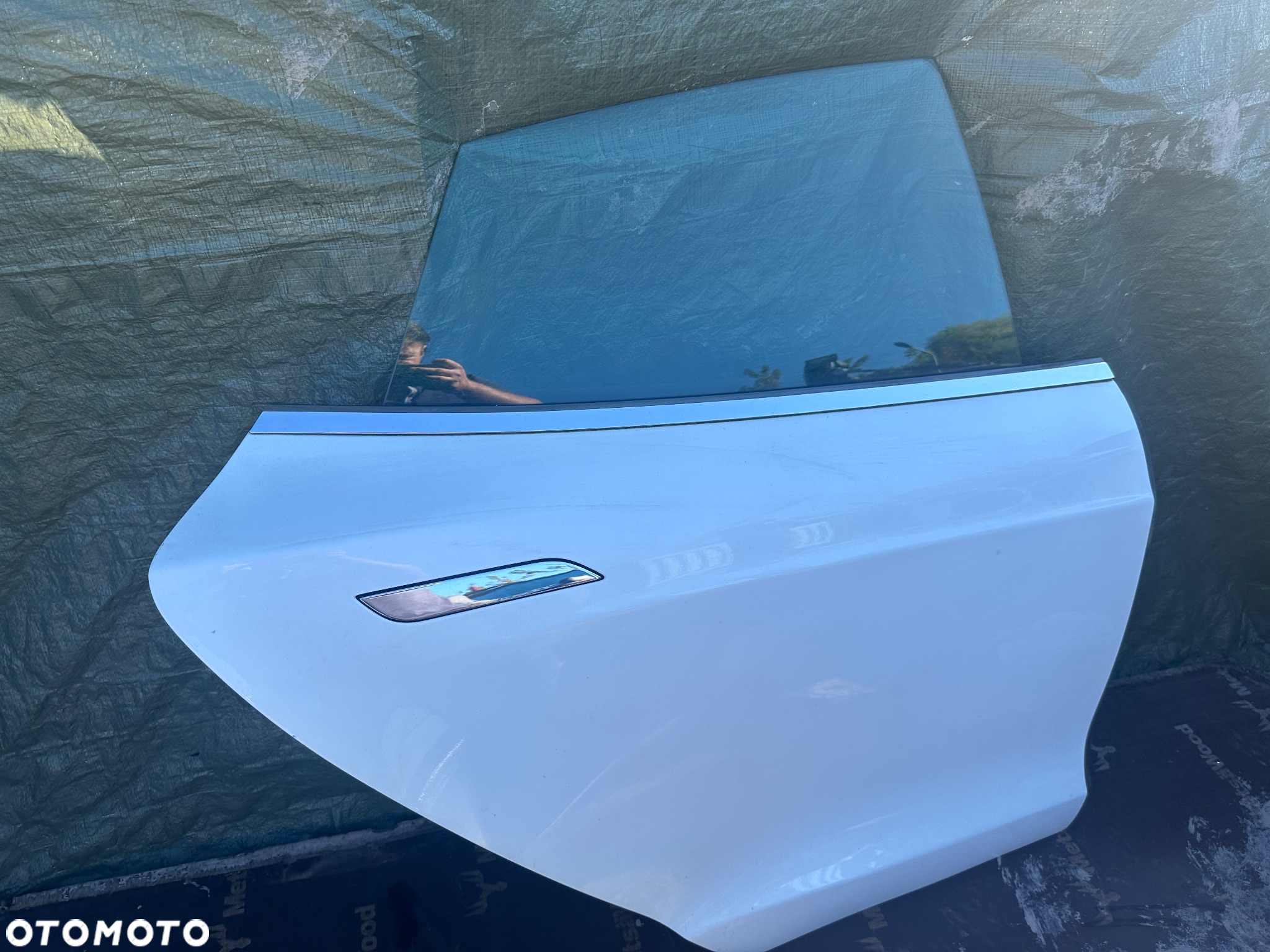 DRZWI KOMPLETNE PRAWE TYLNE TESLA MODEL S PRZEDLIFT BIAŁE - 2