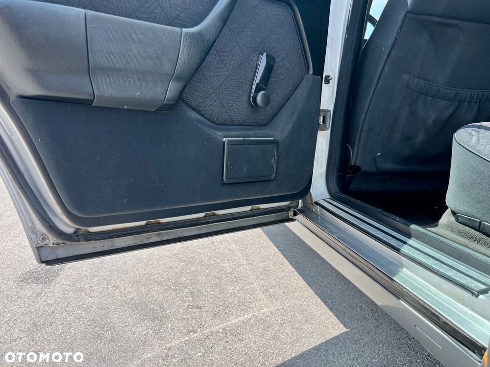 Mercedes-Benz W124 (1984-1993) - 17