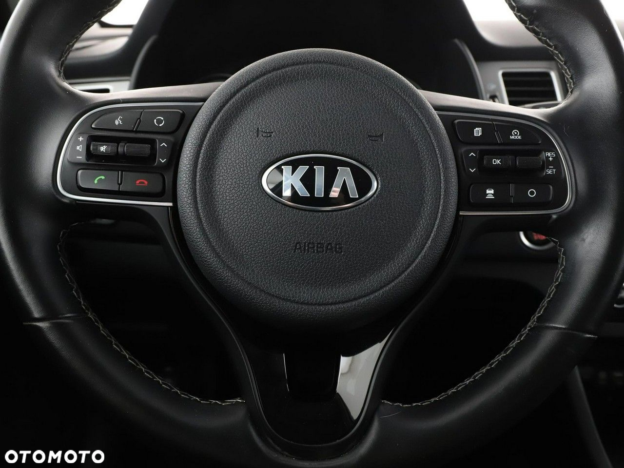 Kia Niro 1.6 GDI HEV 2WD OPF Edition 7 - 21