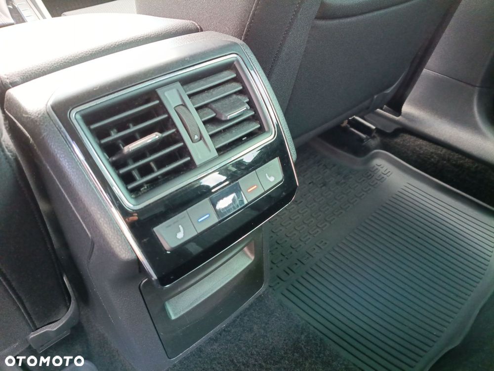 Skoda Superb 2.0 TSI Style DSG - 18