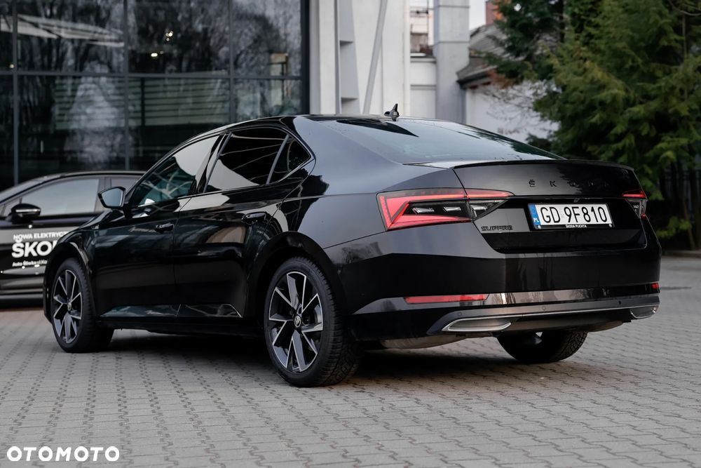 Skoda Superb 2.0 TSI Sportline DSG - 5
