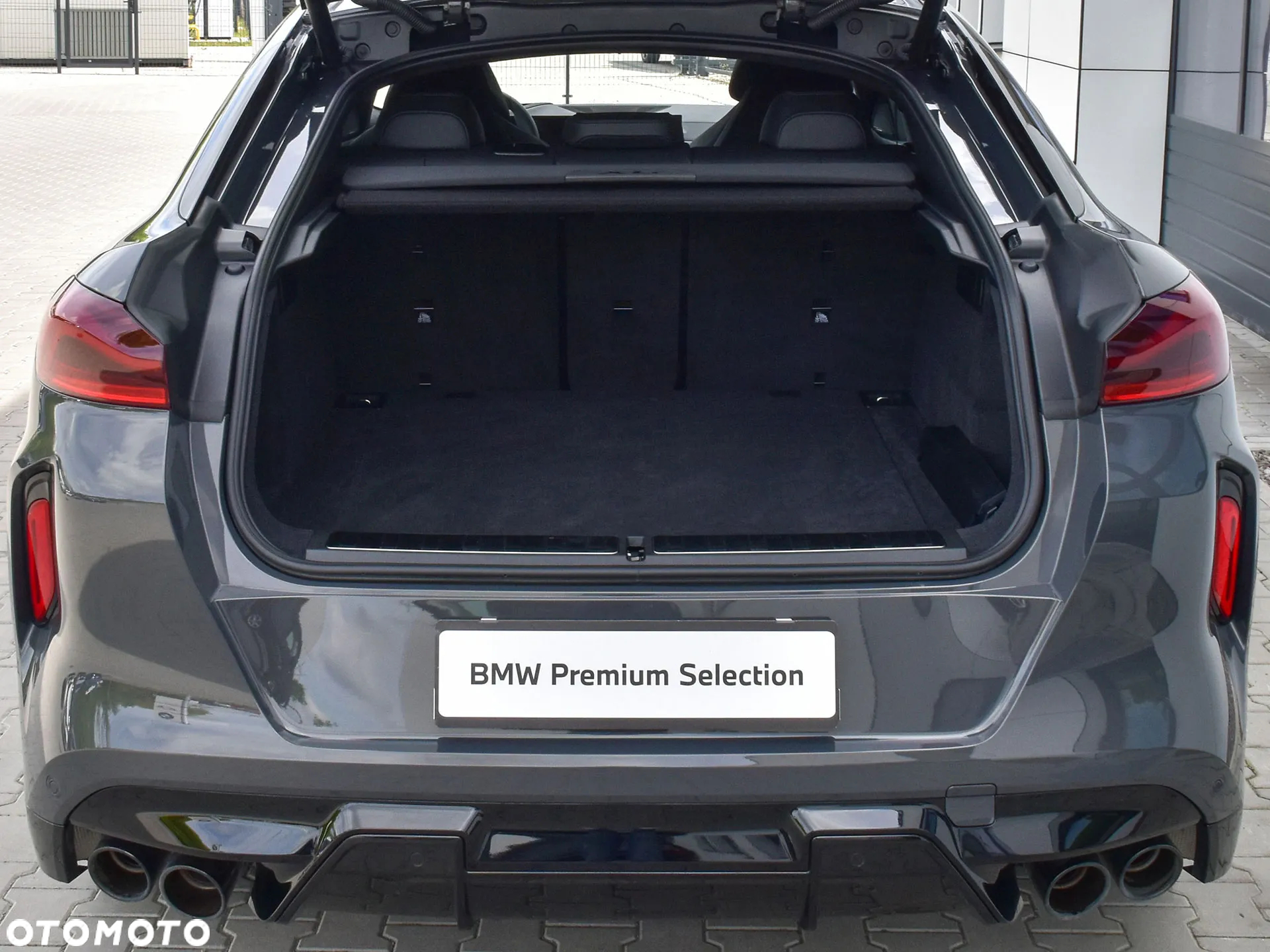 BMW X6M - 12