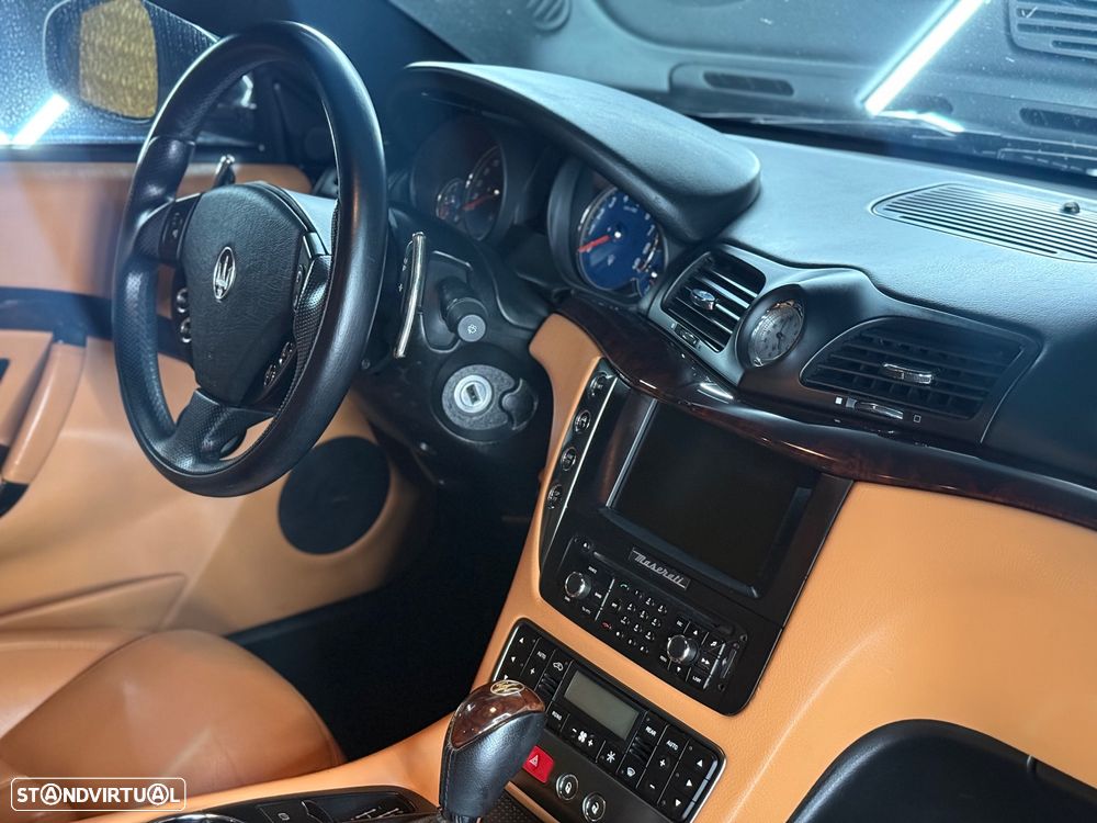 Maserati Granturismo - 23