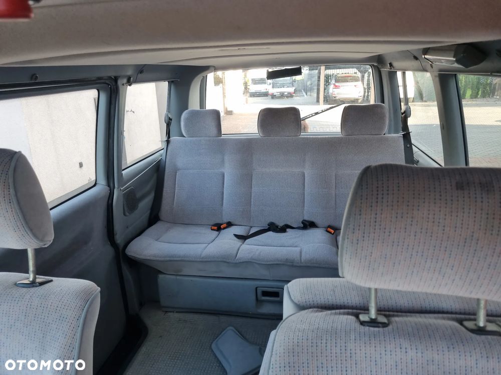 Volkswagen Multivan Standard - 15