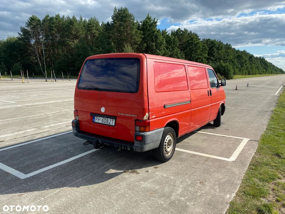 Volkswagen Transporter - 4