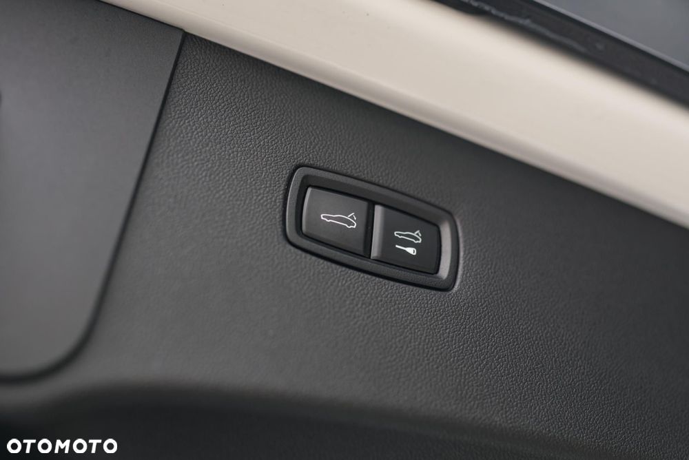 Porsche Cayenne - 38