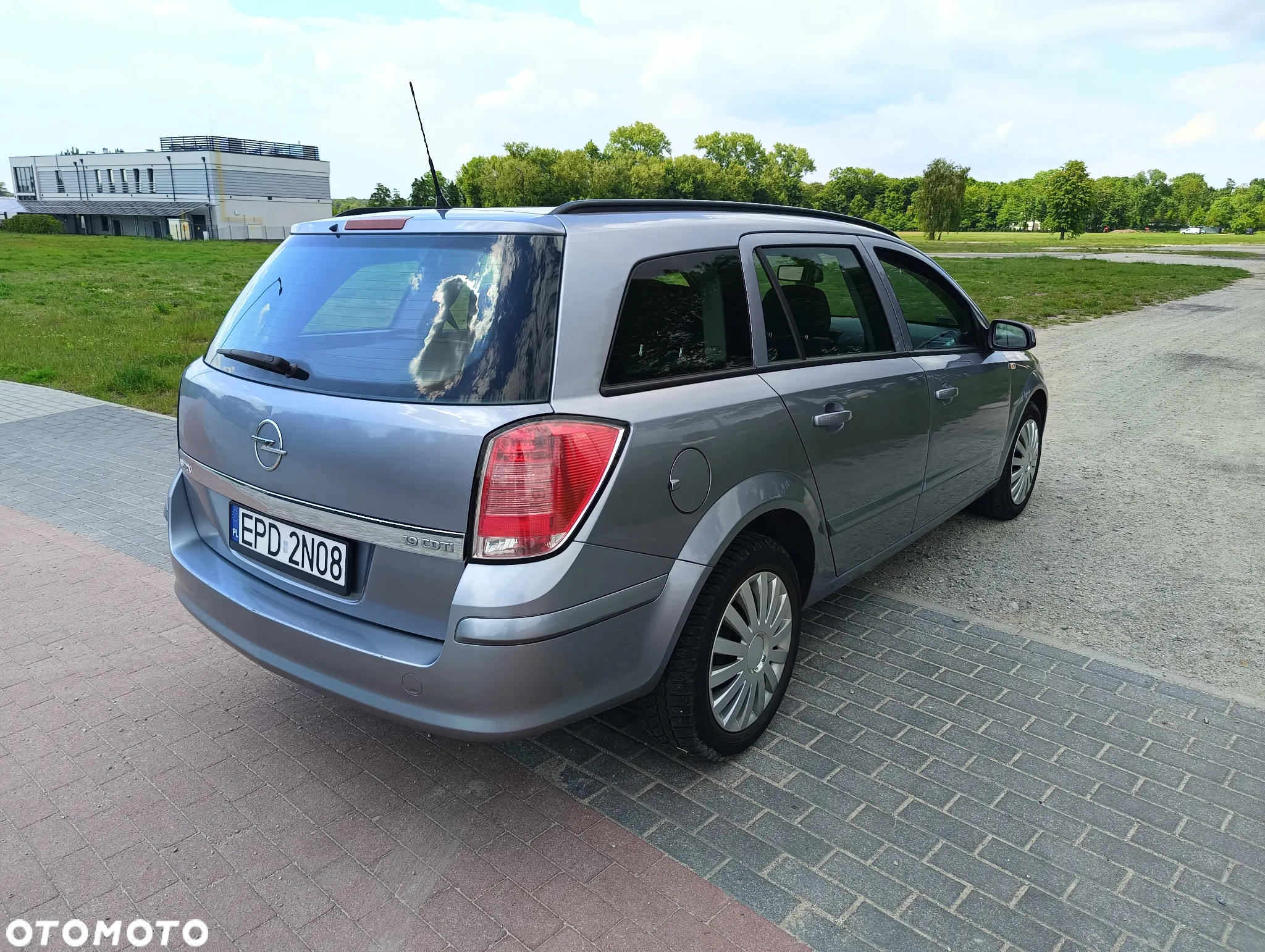 Opel Astra III 1.9 CDTI - 4