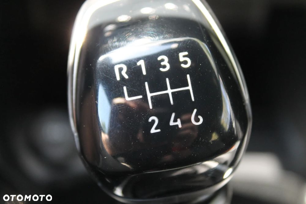 Peugeot 2008 PureTech 100 Stop&Start Allure - 18