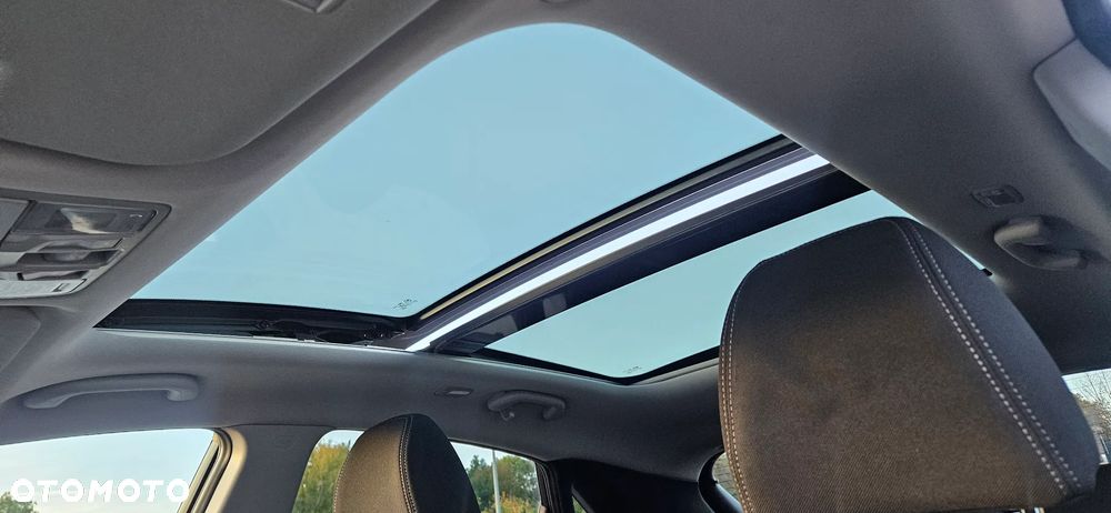 Hyundai i30 1.6 CRDi BlueDrive Go - 16