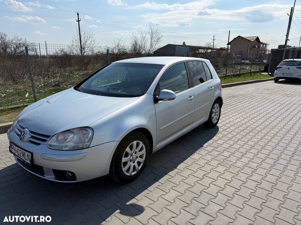 Volkswagen Golf - 4