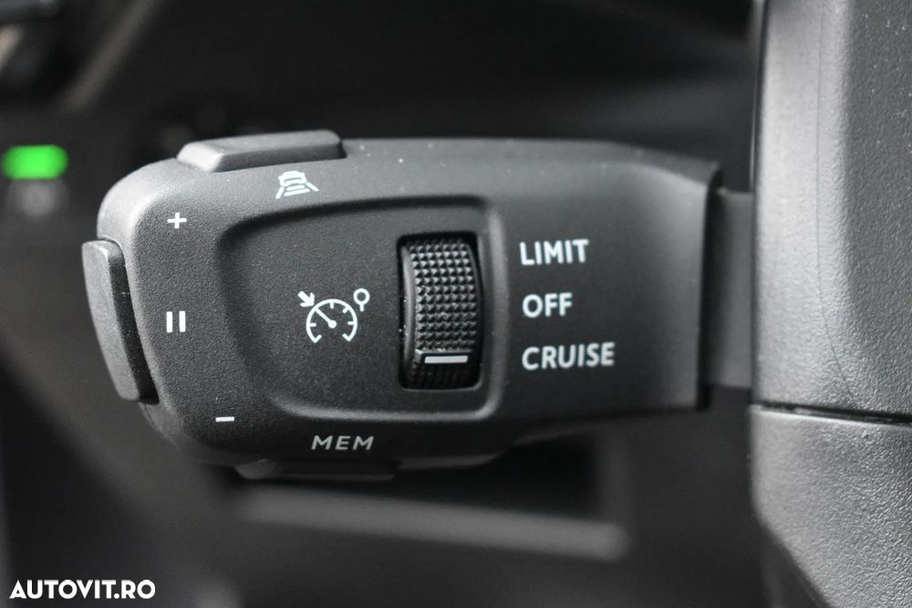 DS Automobiles DS 7 Crossback - 17